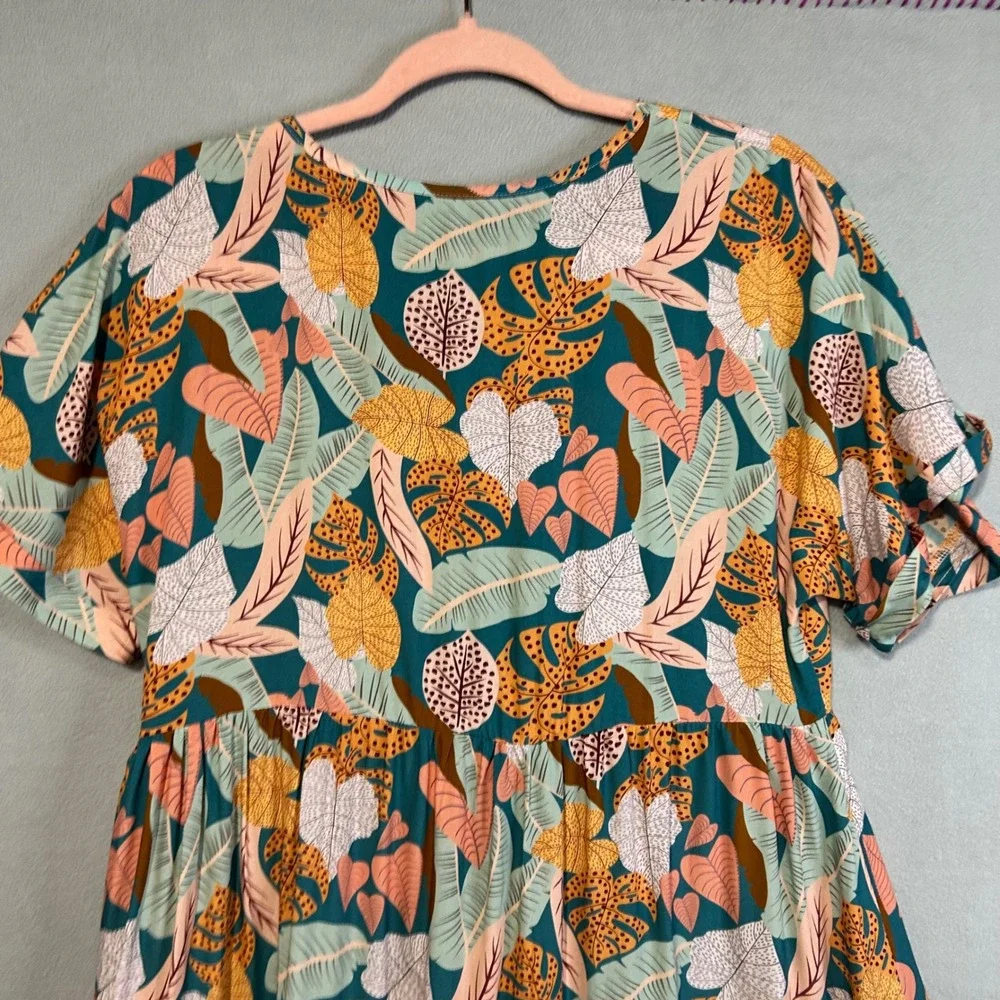 Cupshe Tropical Leaf Short Sleeve Flounce Hem Mini Dress Size Medium A Line - Picture 5 of 9